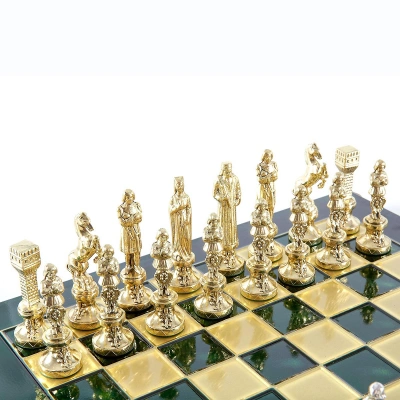 Шахматный набор "Ренессанс" (зелен. мет. доска 36х36, дер. короб, фигуры золото/бронза)