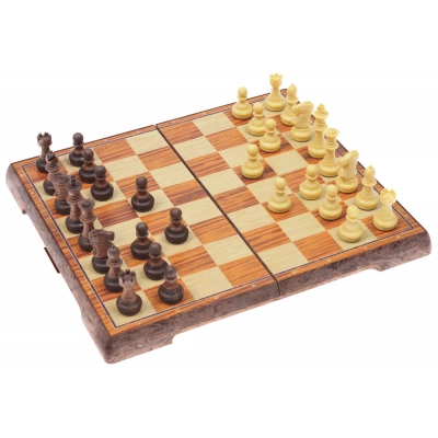Шахматы магнитные (31х18х4,5 см) (Коричневая доска, детализированные фигуры)