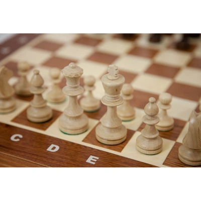 Турнирные шахматы "Стаунтон №5"